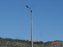 Anemometre sur un pylone de 6 mtres